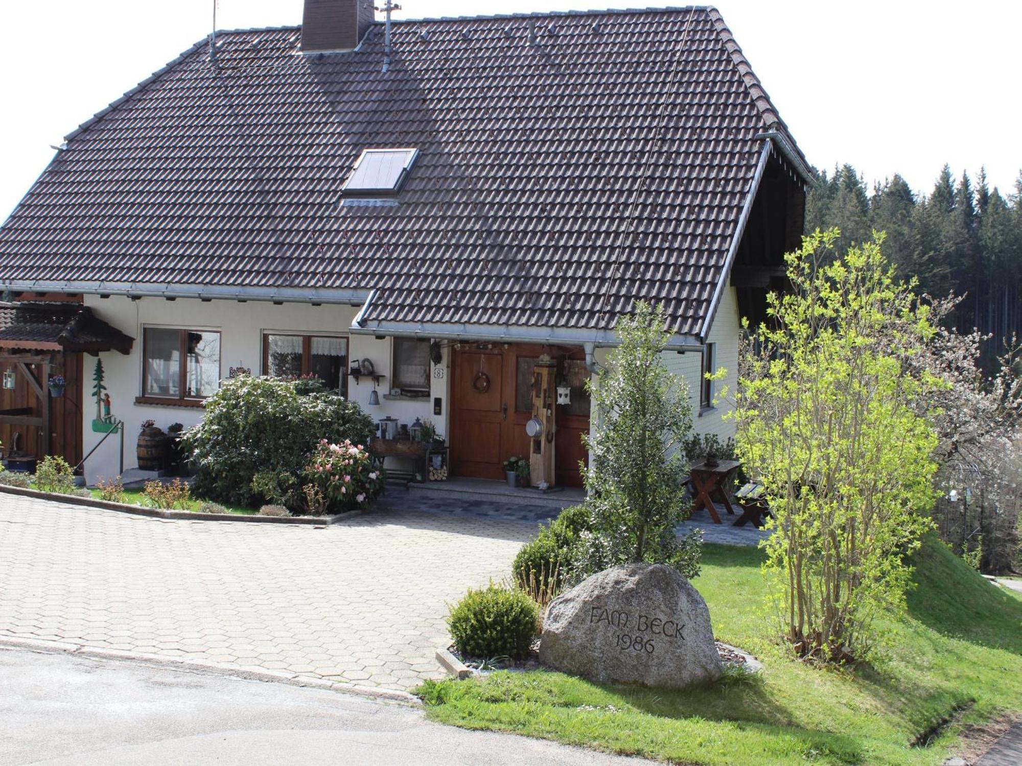 Ferienwohnung Haus Am Roetenberg Grafenhausen Exteriör bild