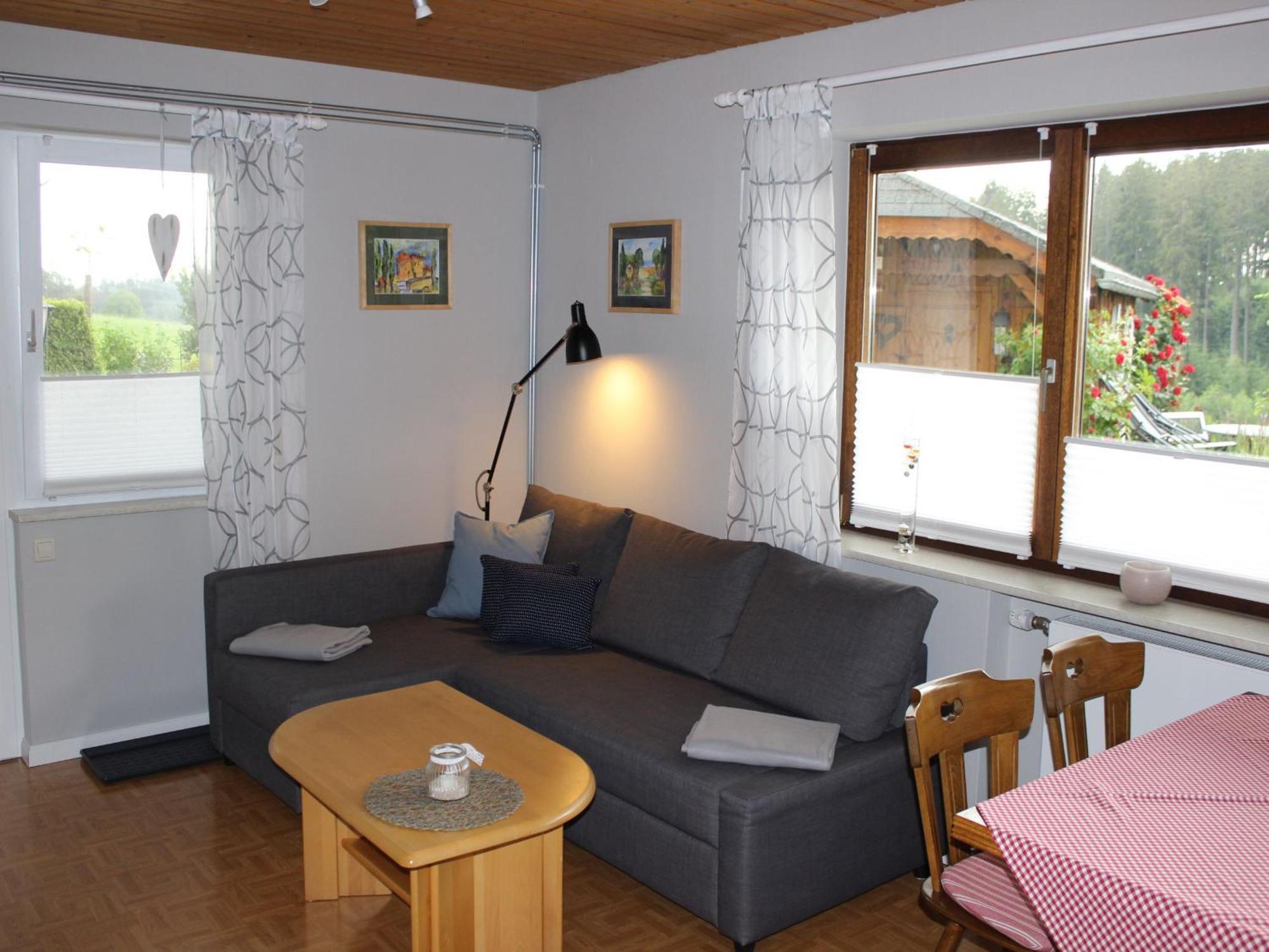 Ferienwohnung Haus Am Roetenberg Grafenhausen Exteriör bild