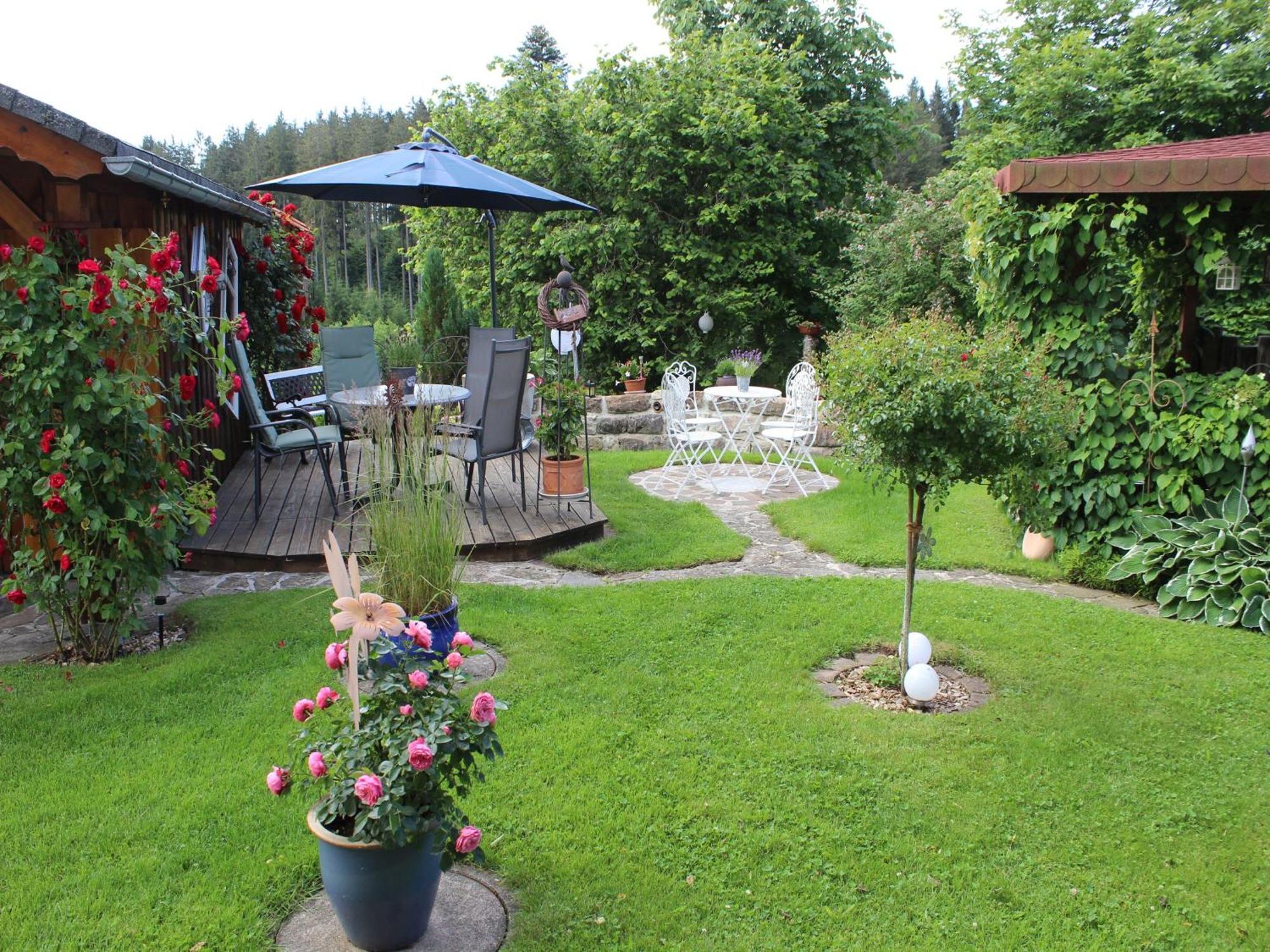 Ferienwohnung Haus Am Roetenberg Grafenhausen Exteriör bild